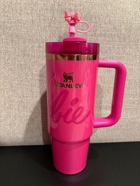Stanley Barbie 30oz quencher